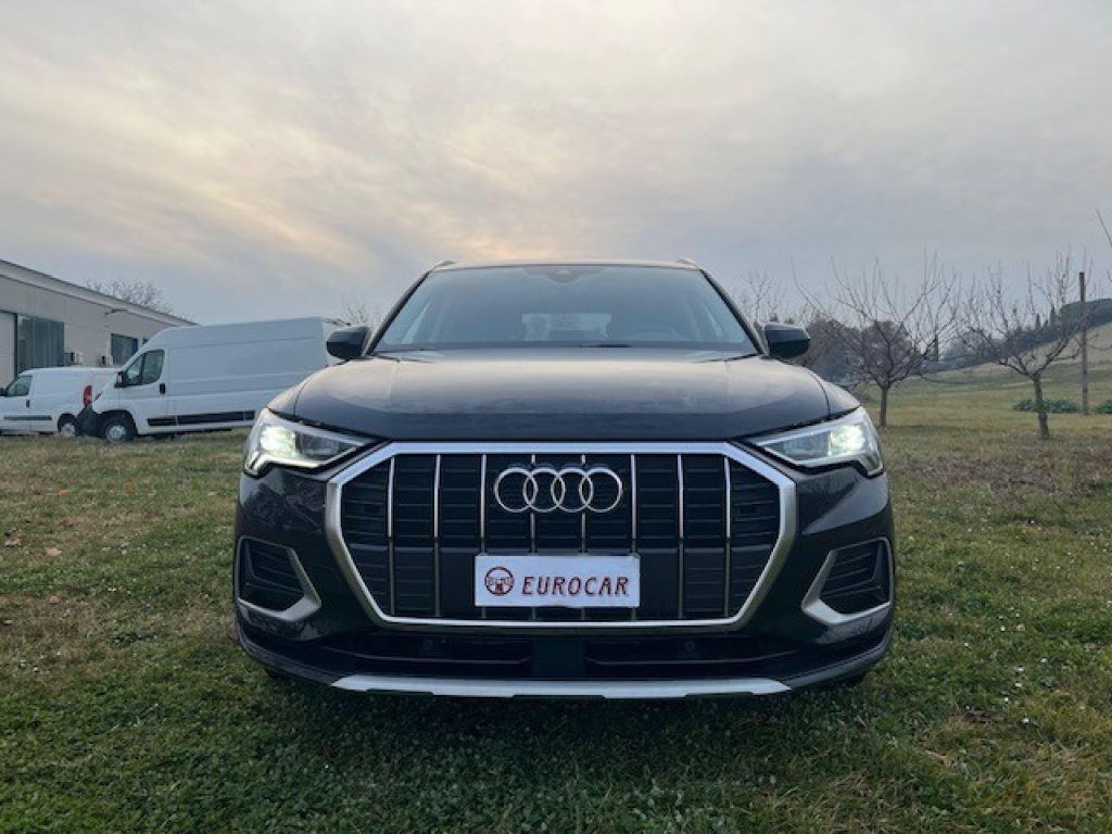 AUDI Q3 35 TDI S tronic - 2