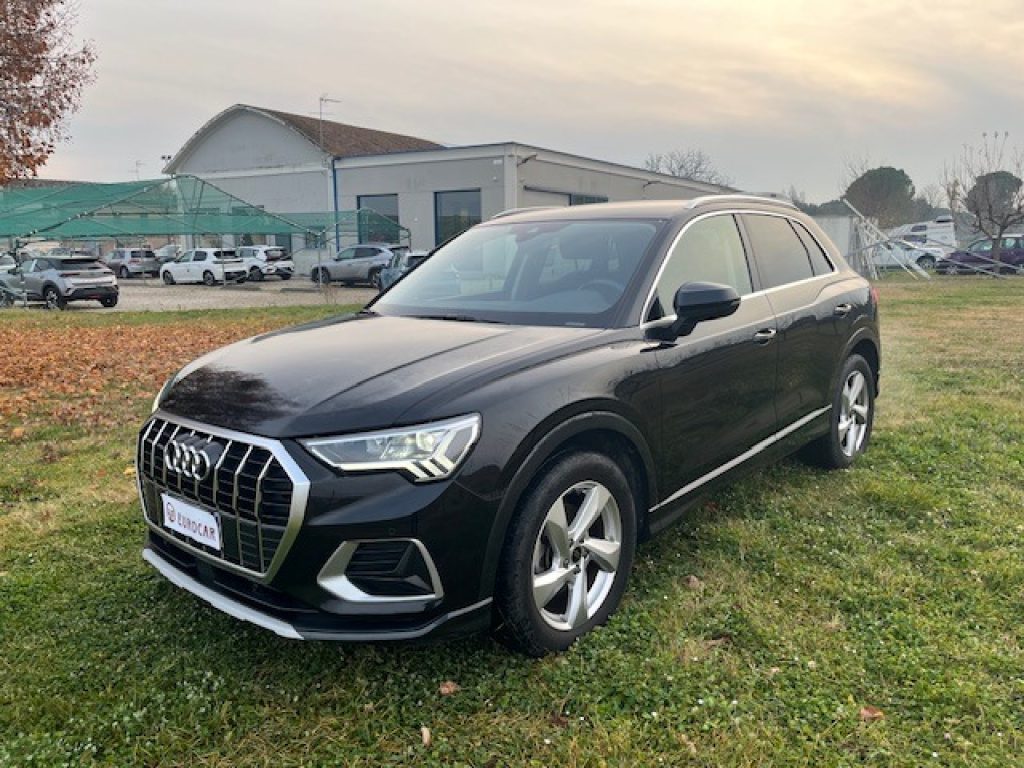 AUDI Q3 35 TDI S tronic - 3