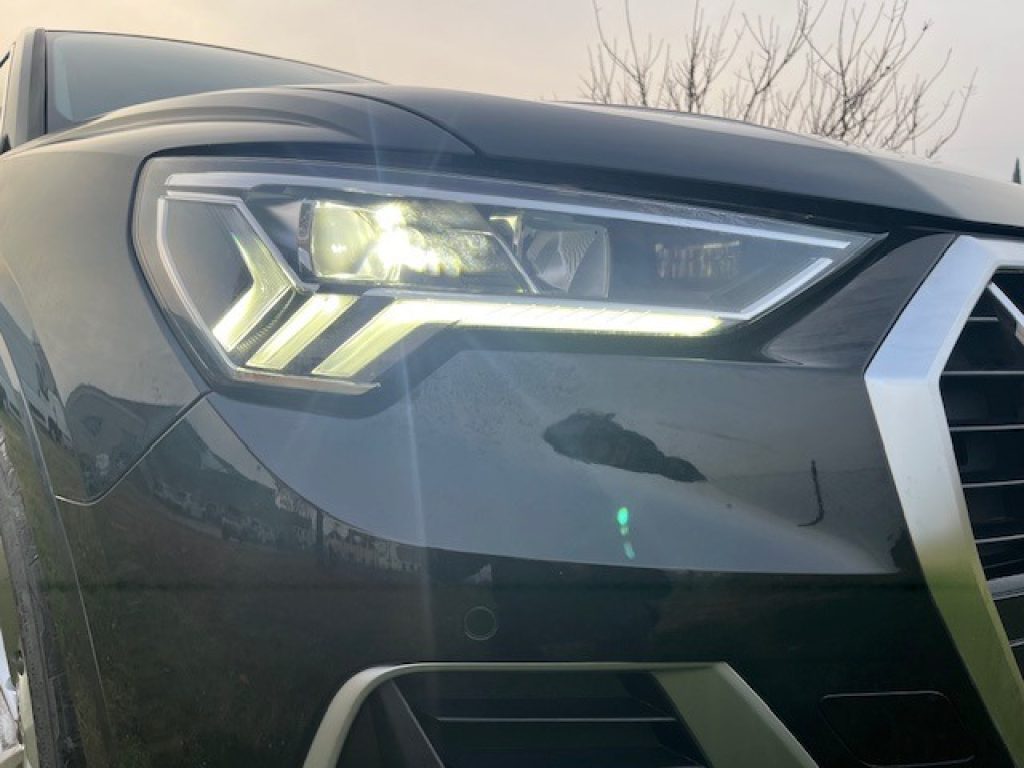 AUDI Q3 35 TDI S tronic - 4