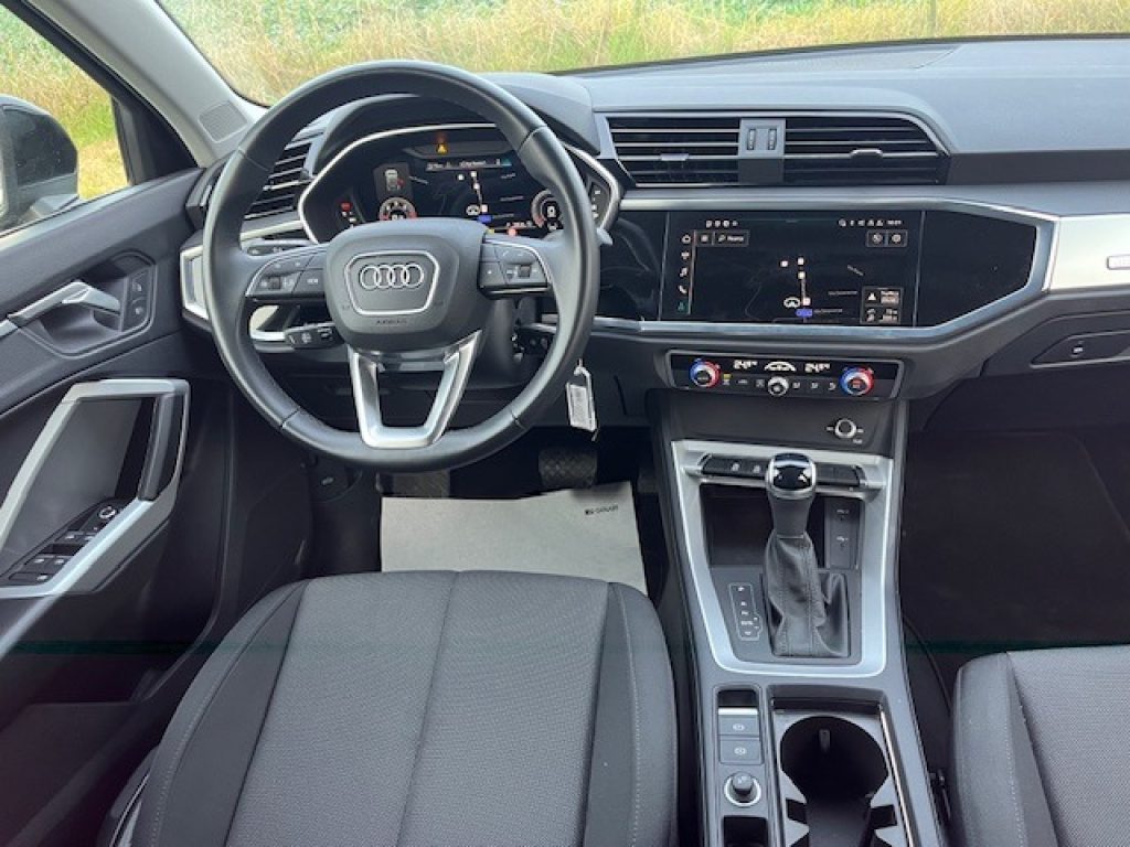 AUDI Q3 35 TDI S tronic - 25