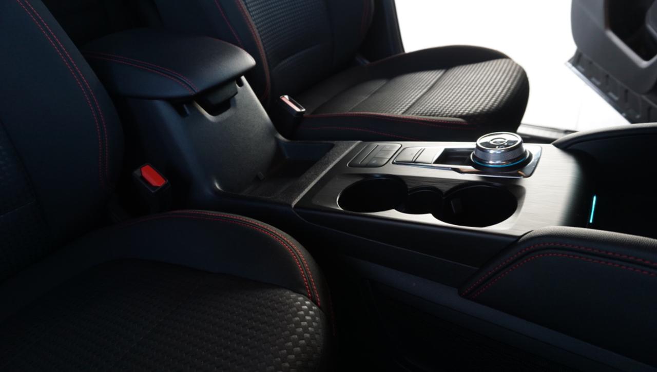 FORD Kuga 2.0 EcoBlue 120 CV aut. 2WD ST-Line - 40