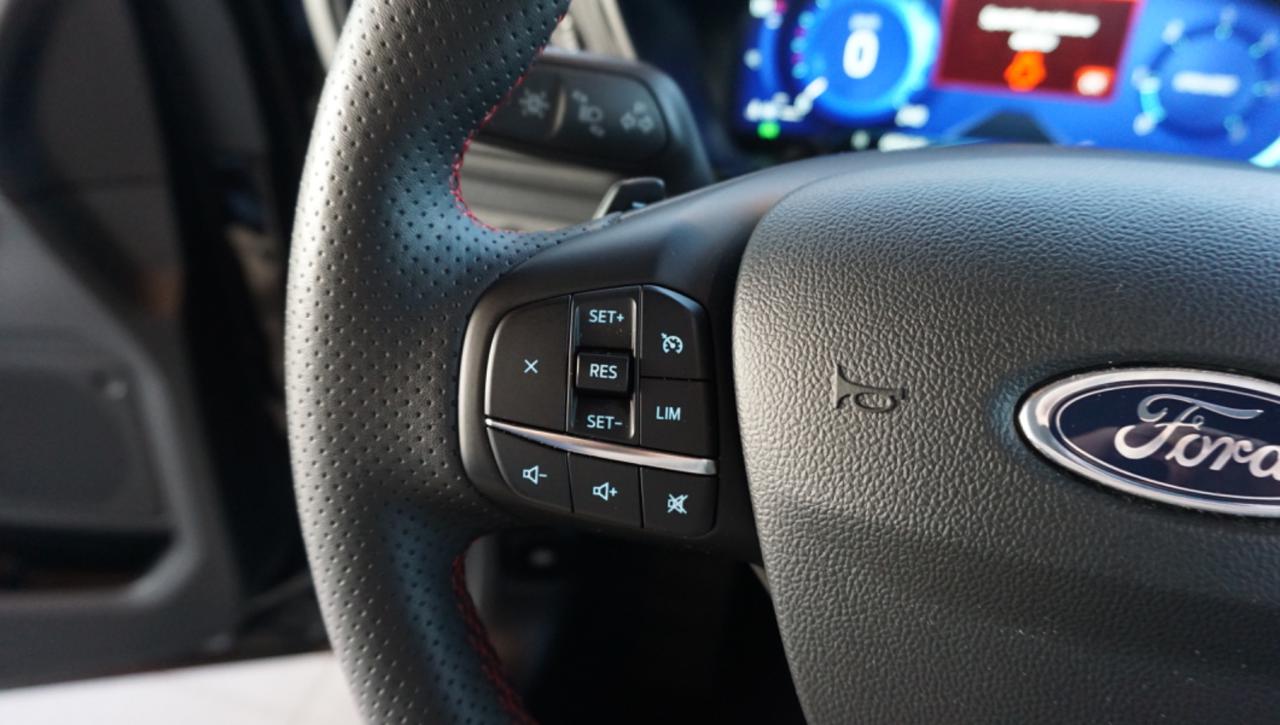 FORD Kuga 2.0 EcoBlue 120 CV aut. 2WD ST-Line - 20