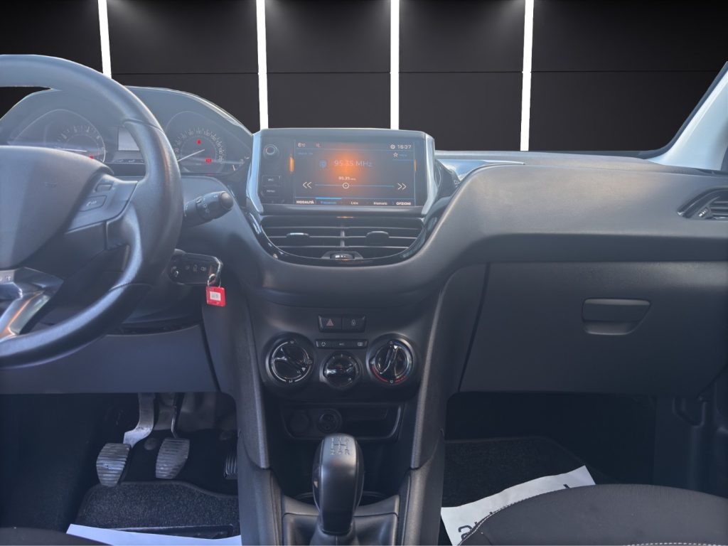 PEUGEOT 208 1° serie PureTech 82 3 porte Active - 15