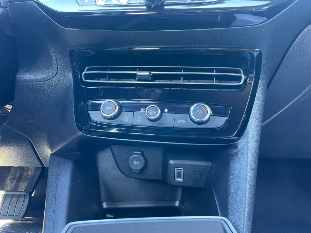 OPEL Mokka 1.2 Turbo 130 CV aut. Edition - 12