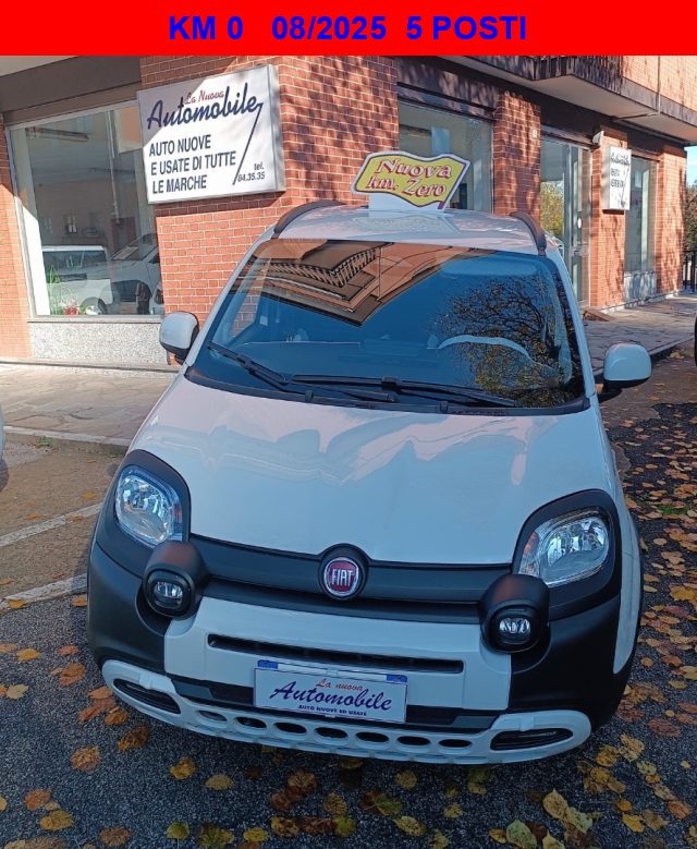 FIAT Panda Cross Bianco metallizzato