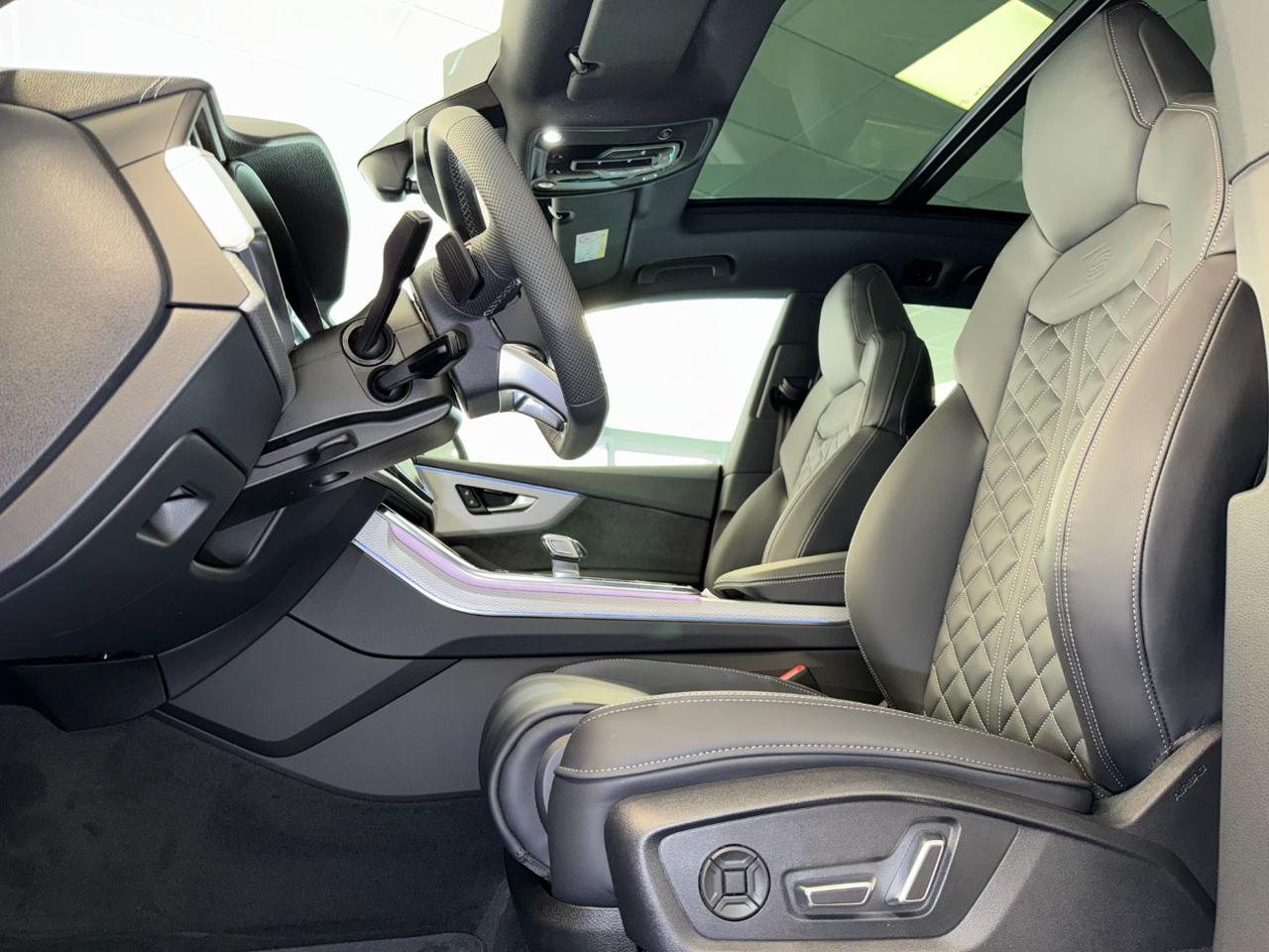 Audi Q8 50TDI 286CV Quat. tiptr. S-LINE TETTO CERCHI 23RS 2025 - foto 2