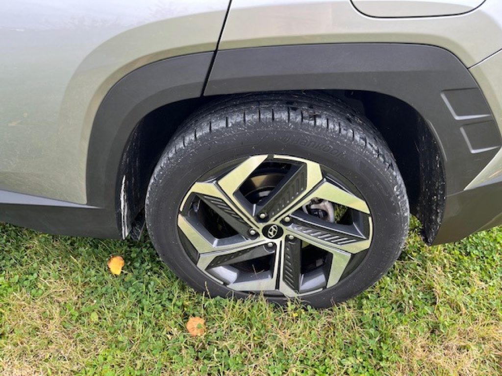 HYUNDAI Tucson 1.6 CRDI 48V DCT Exellence - 8