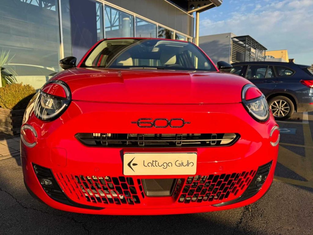 FIAT 600 Hybrid 110 CV DCT MHEV La Prima - 2