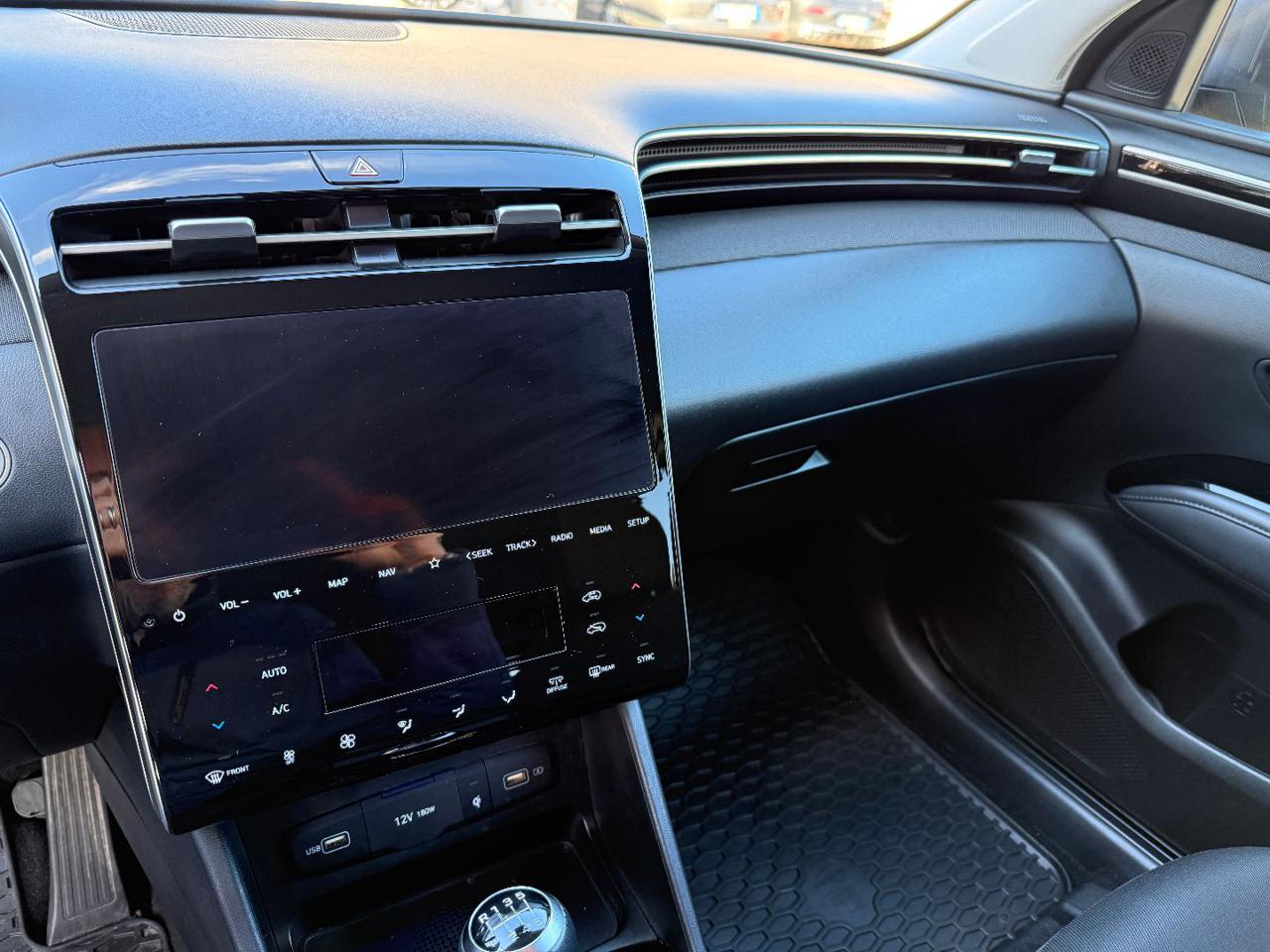 HYUNDAI Tucson 1.6 CRDI XLine - 14