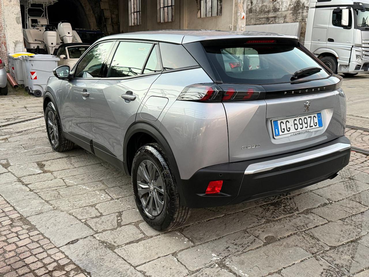 PEUGEOT 2008 PureTech 100 S&S Active Pack - 5