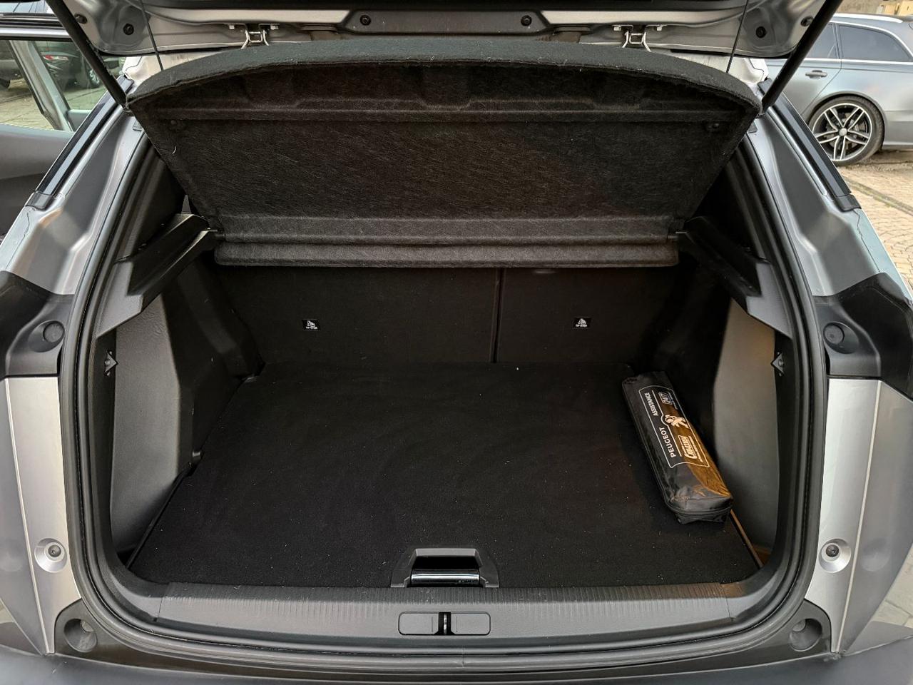 PEUGEOT 2008 PureTech 100 S&S Active Pack - 12