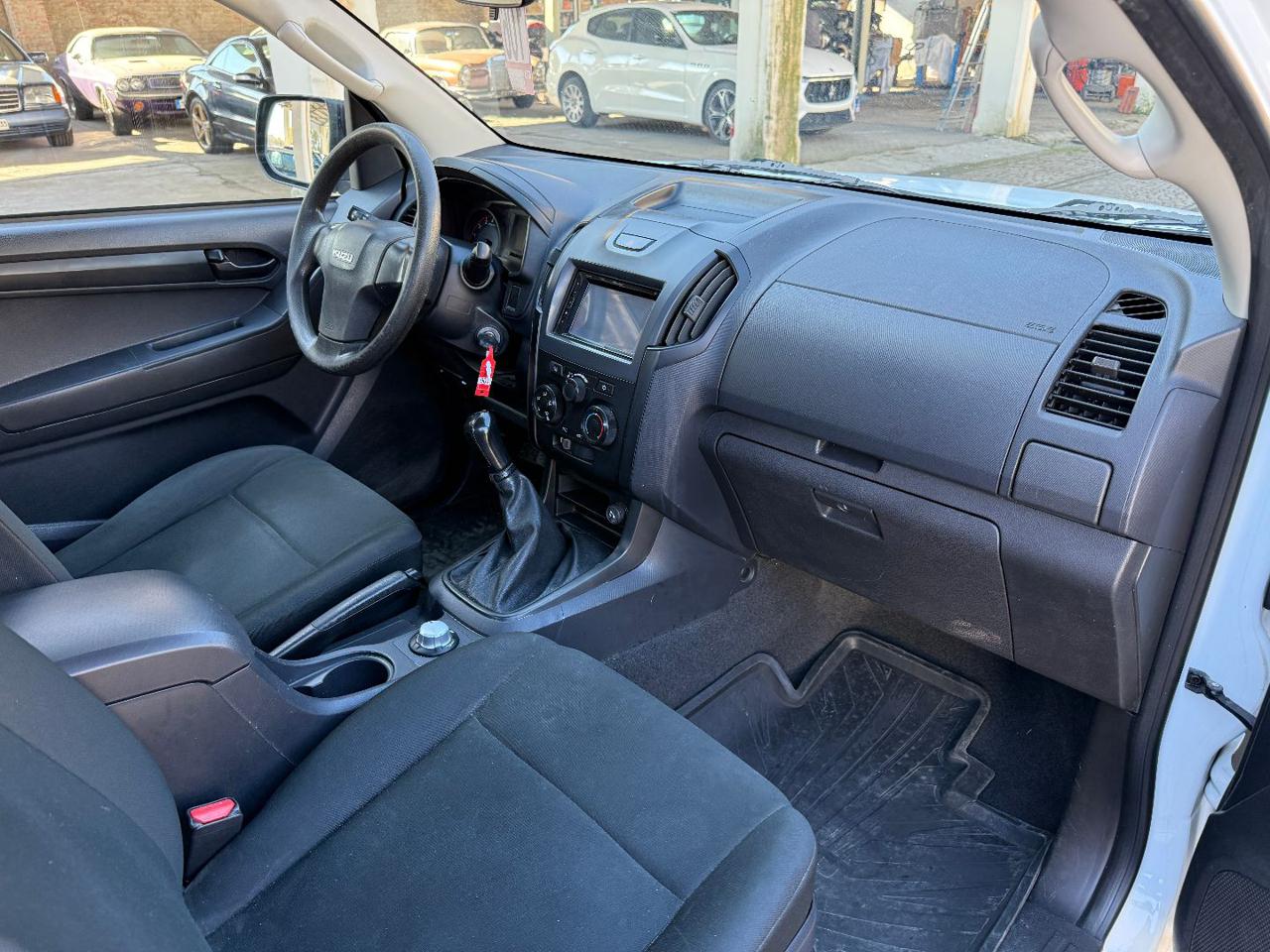 ISUZU D-Max 1.9 Crew Cab Satellite 4WD A/C - 16