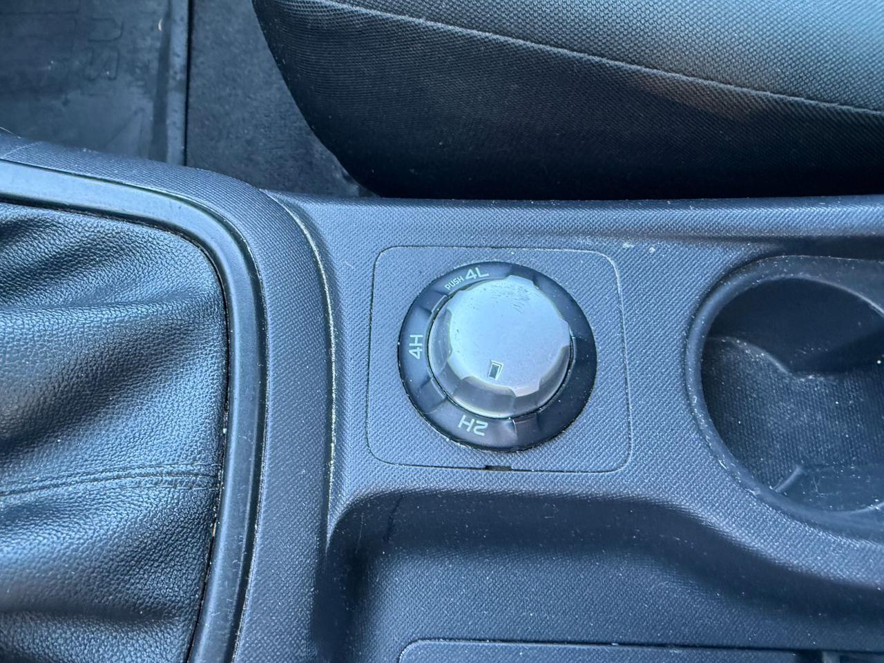 ISUZU D-Max 1.9 Crew Cab Satellite 4WD A/C - 12