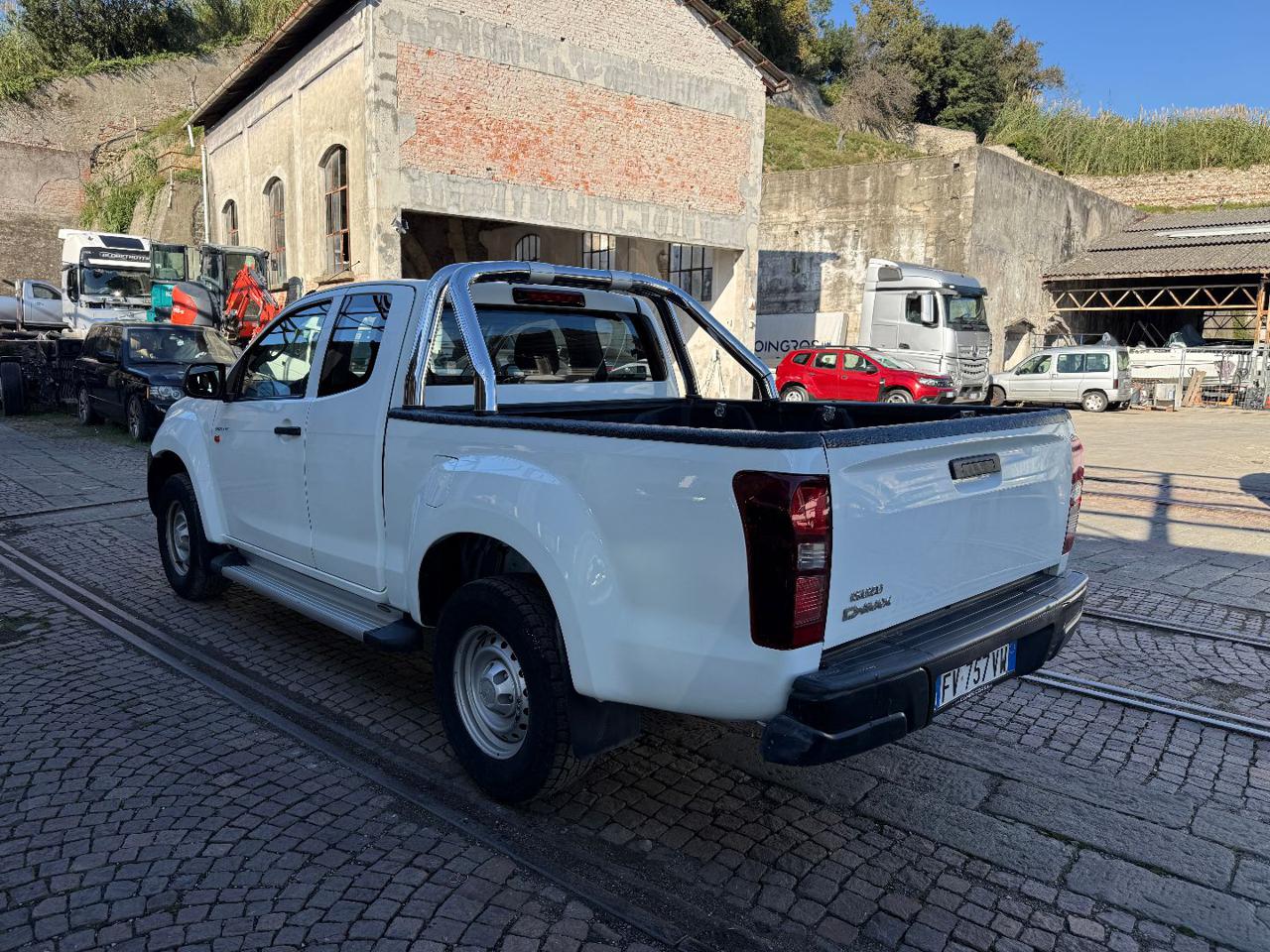 ISUZU D-Max 1.9 Crew Cab Satellite 4WD A/C - 6