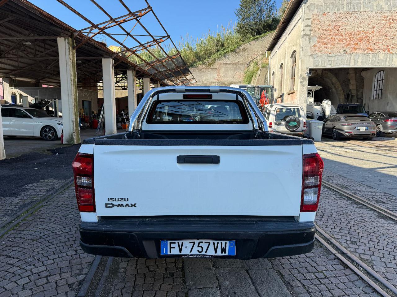 ISUZU D-Max 1.9 Crew Cab Satellite 4WD A/C - 7