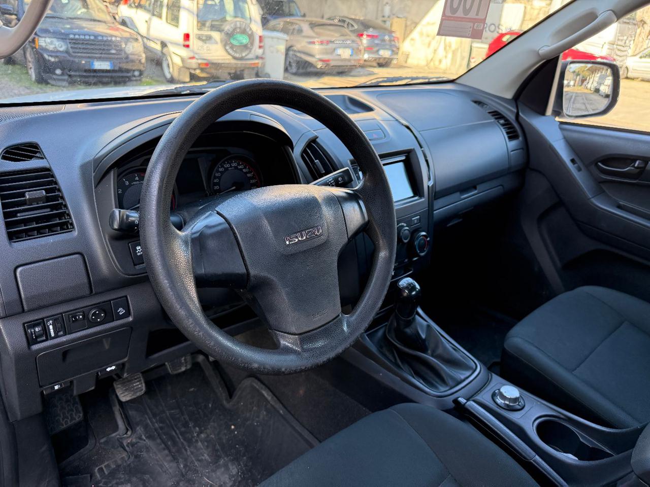 ISUZU D-Max 1.9 Crew Cab Satellite 4WD A/C - 10