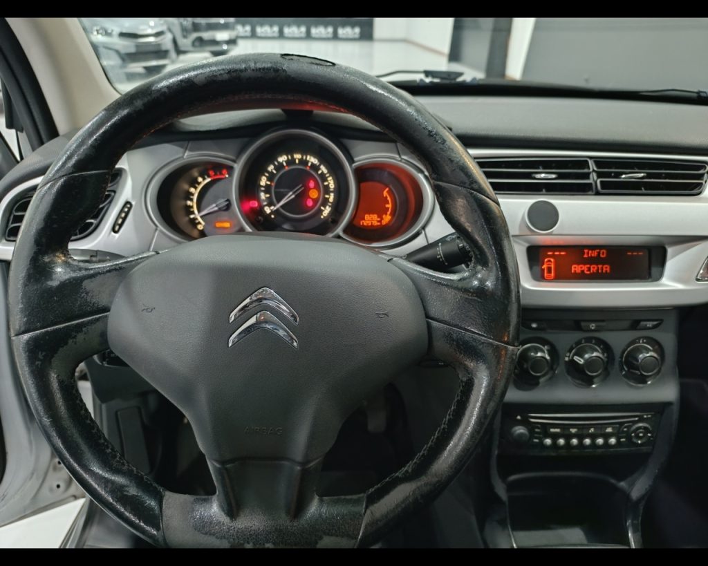 CITROEN C3 1.4 HDi 70 Exclusive - 8