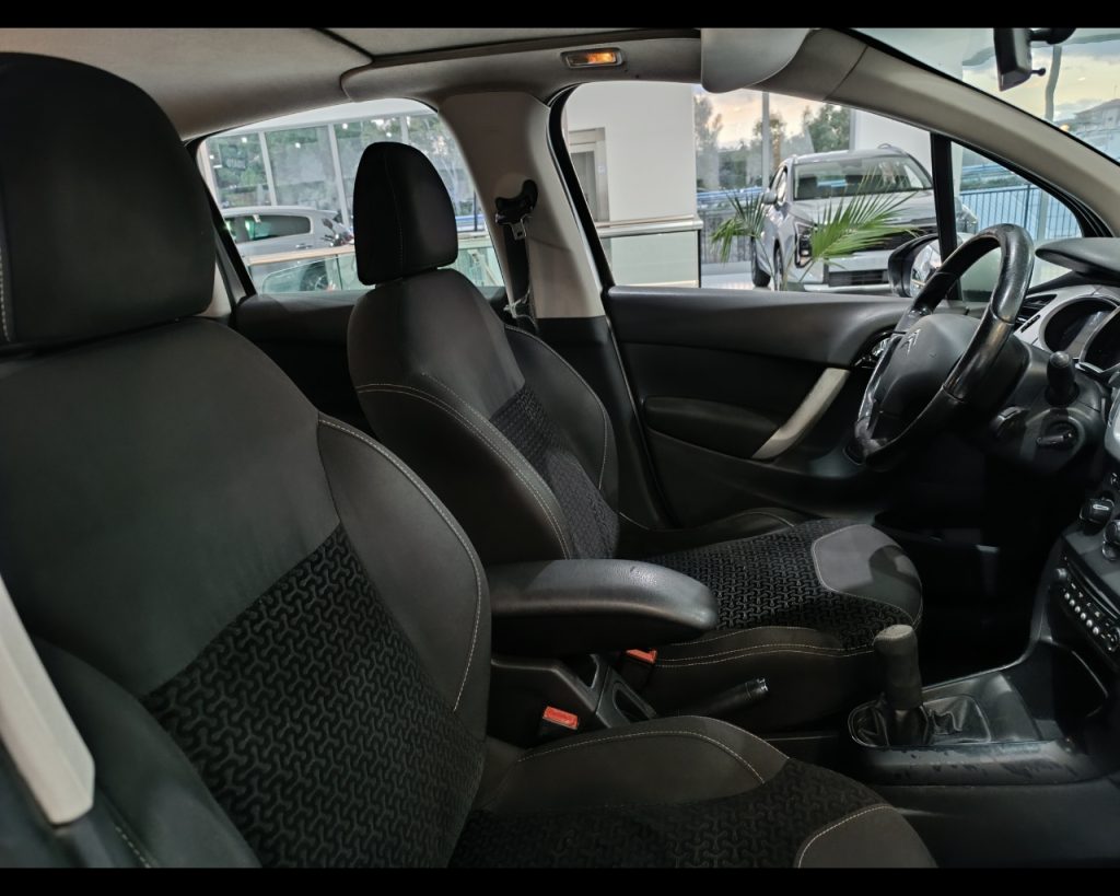 CITROEN C3 1.4 HDi 70 Exclusive - 9