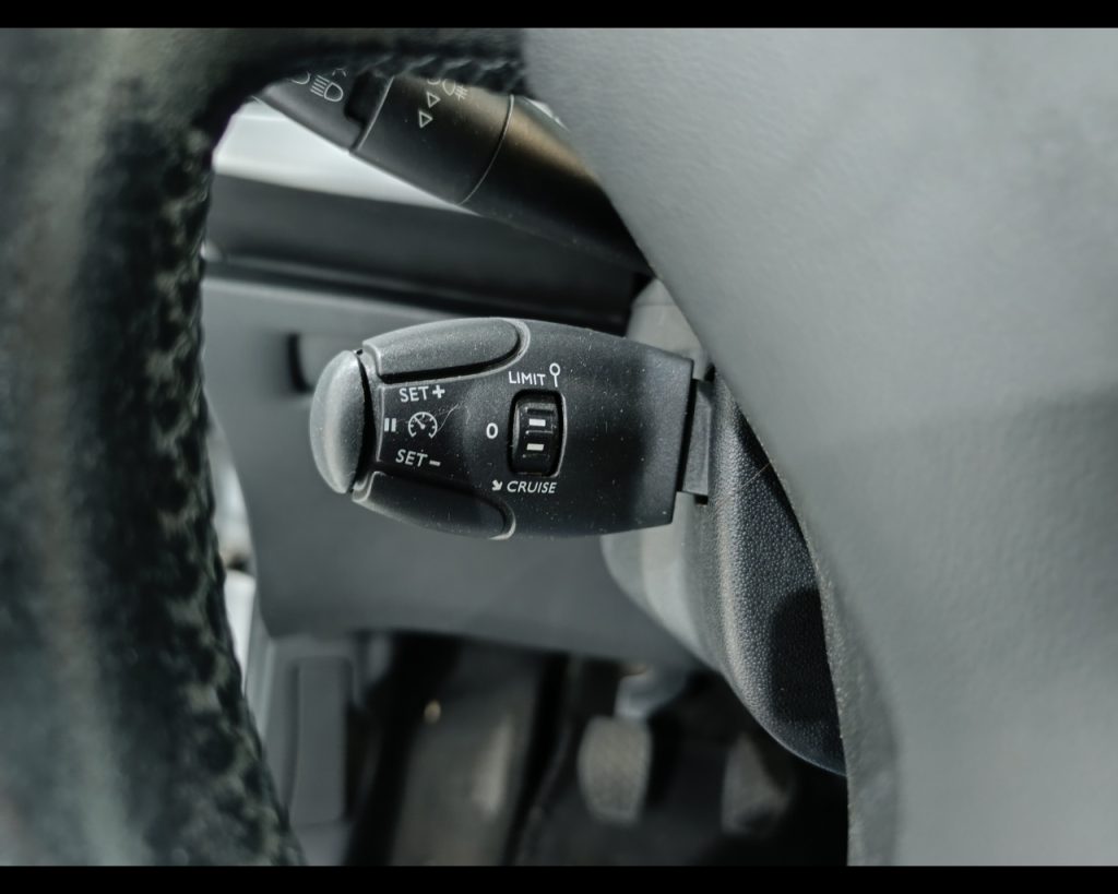 CITROEN C3 1.4 HDi 70 Exclusive - 12