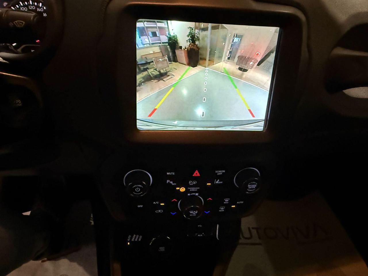 JEEP Renegade 1.3 T4 180 CV 4WD Active Drive S - 14