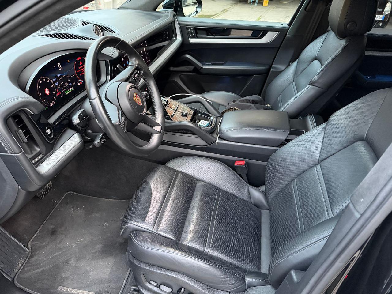 PORSCHE Cayenne 3.0 V6 E-Hybrid - 8