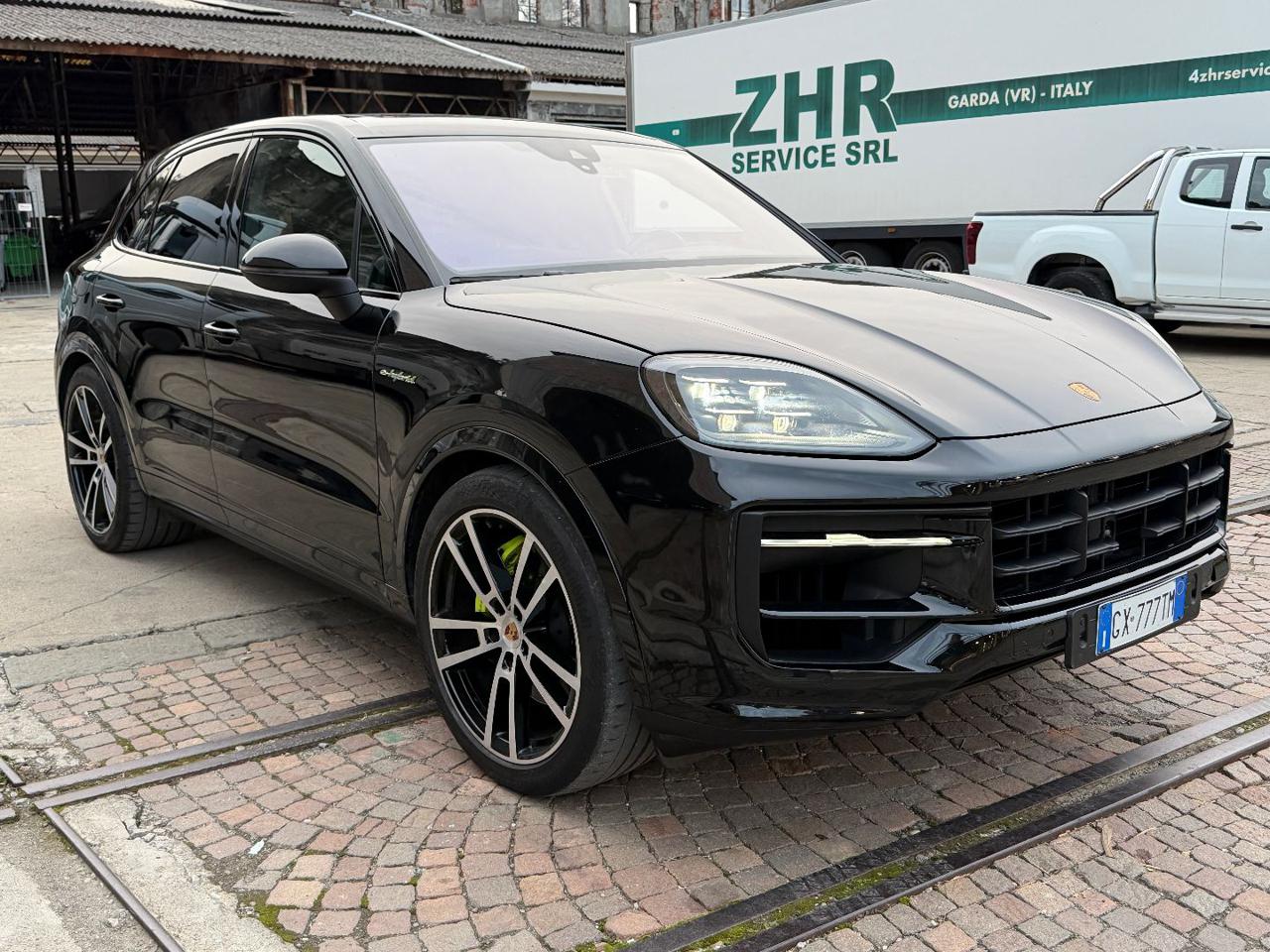 PORSCHE Cayenne 3.0 V6 E-Hybrid - 2
