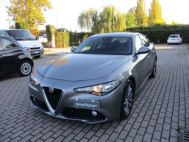 ALFA ROMEO Giulia Grigio scuro metallizzato