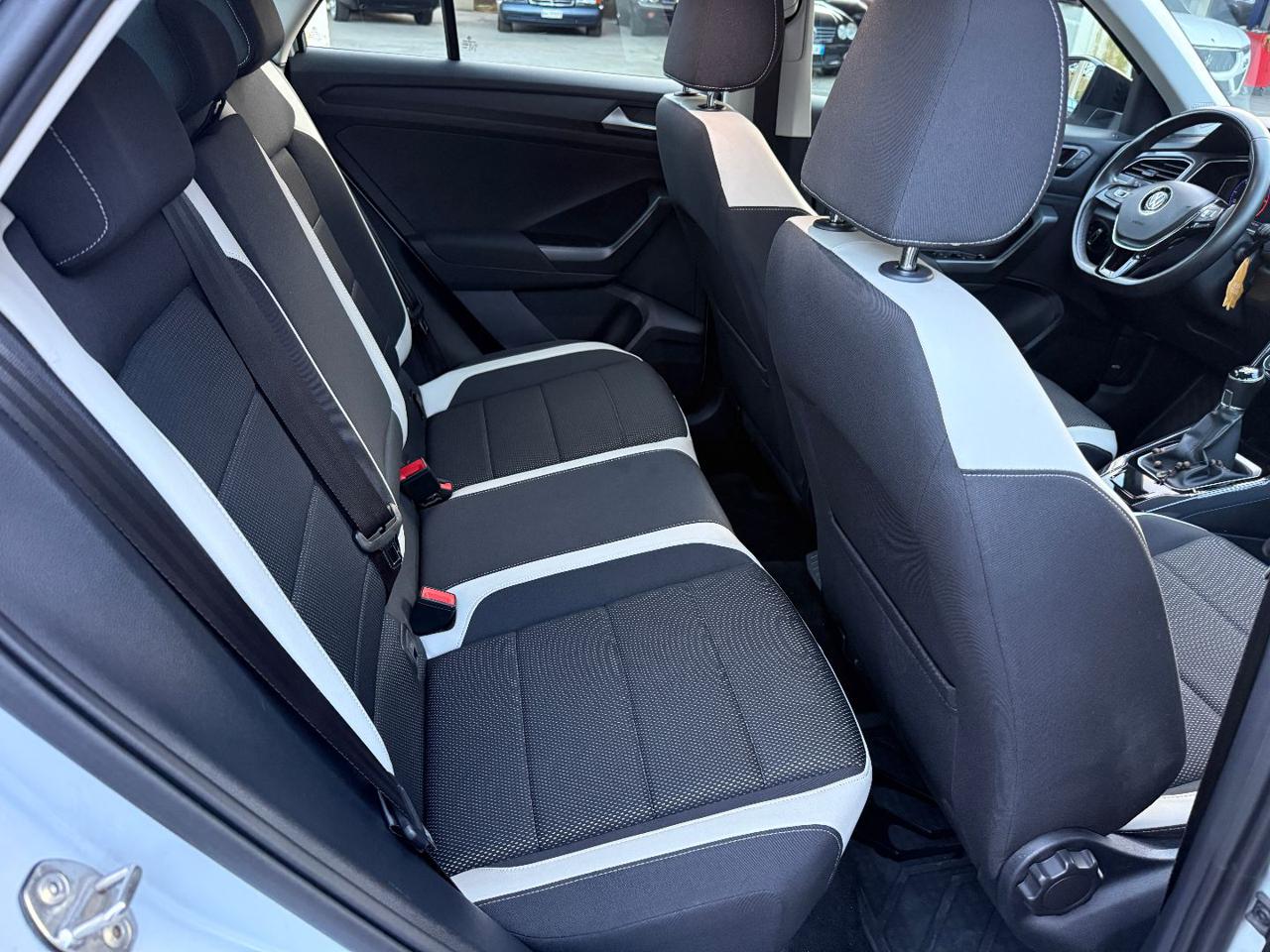 VOLKSWAGEN T-Roc 1.6 TDI SCR Advanced BlueMotion Technology - 14