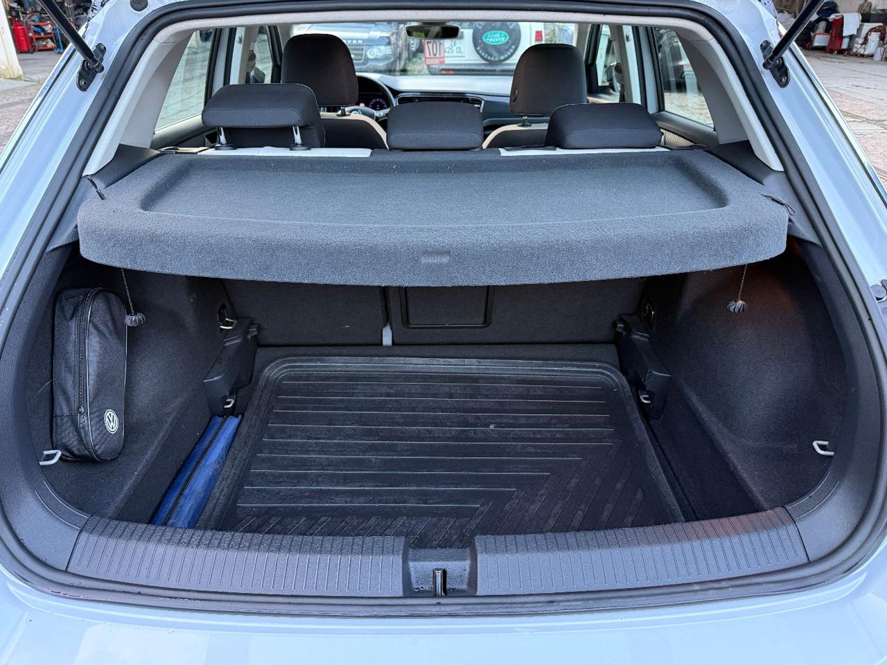 VOLKSWAGEN T-Roc 1.6 TDI SCR Advanced BlueMotion Technology - 13