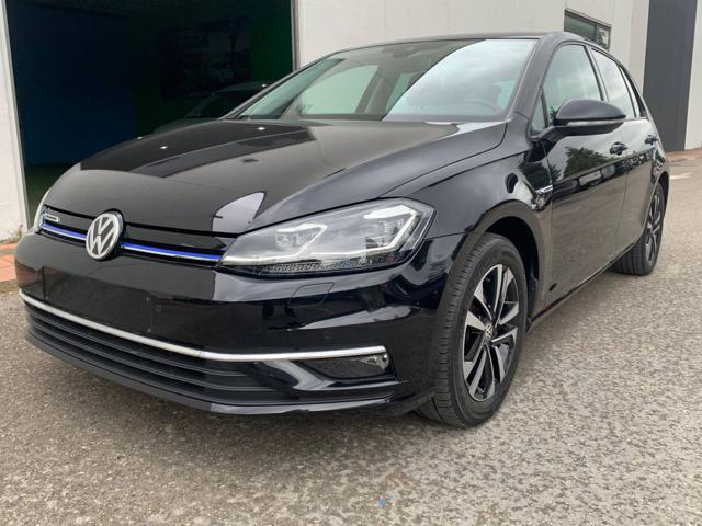 VOLKSWAGEN Golf Nero metallizzato