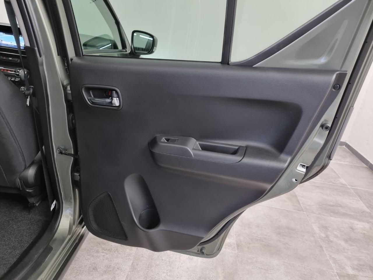 SUZUKI Ignis 1.2 Hybrid Top - 29