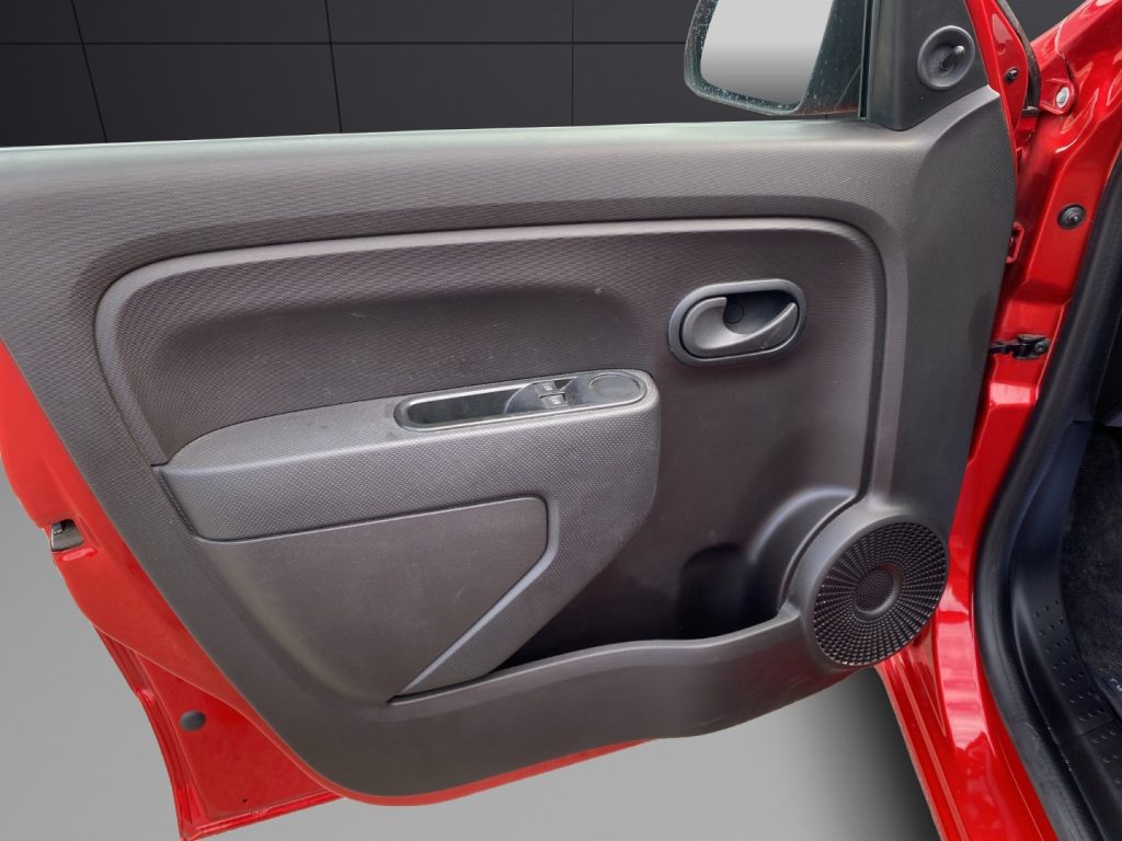 RENAULT Twingo Electric Life - 12