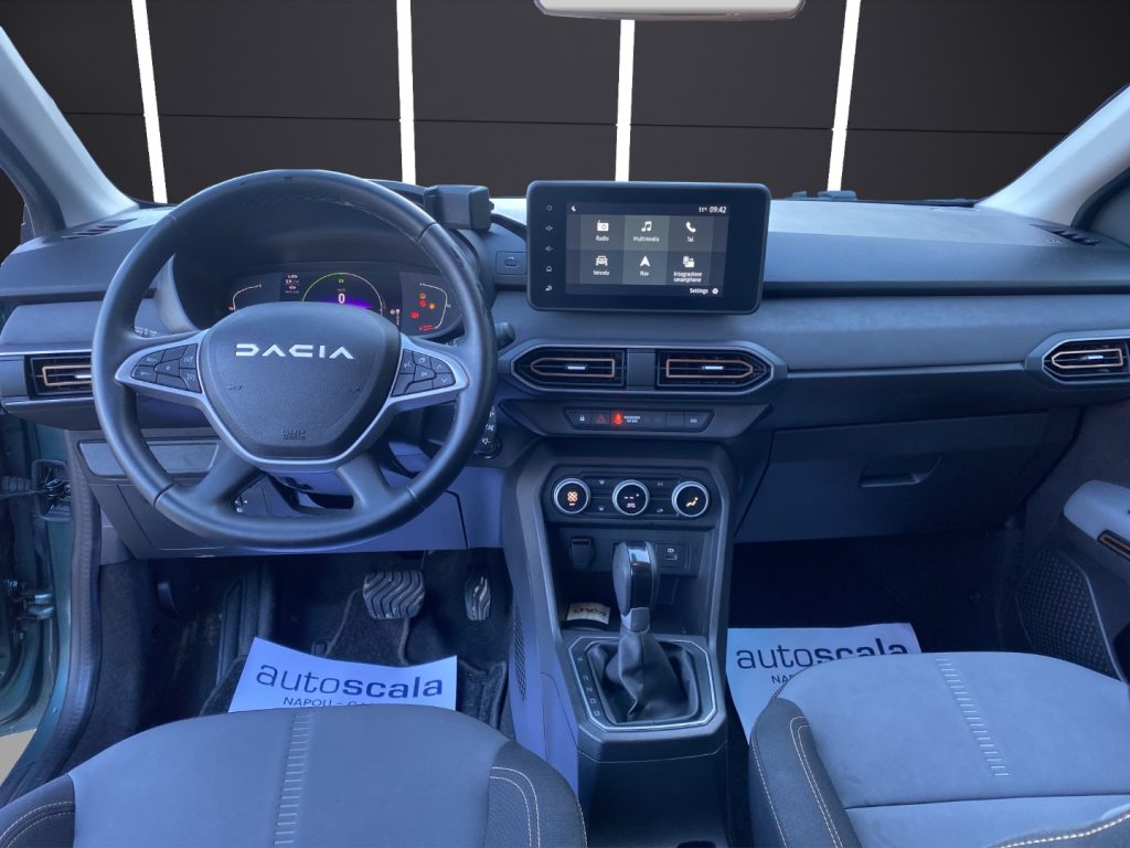 DACIA Jogger 1.6 Hybrid 140 5 posti Extreme - 14
