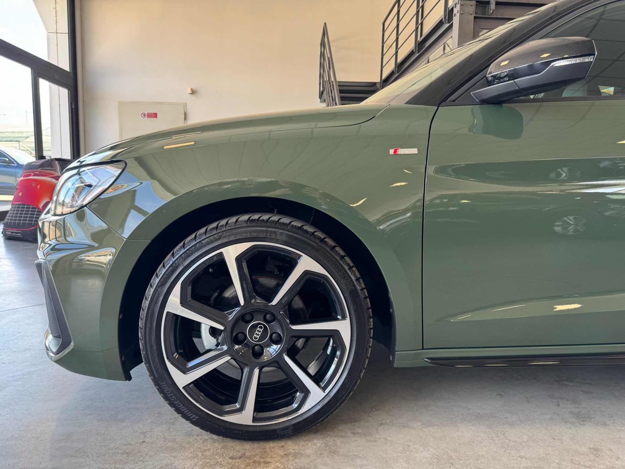 AUDI A1 SPB 30 TFSI S line Interiors Cerchi 18 - 25