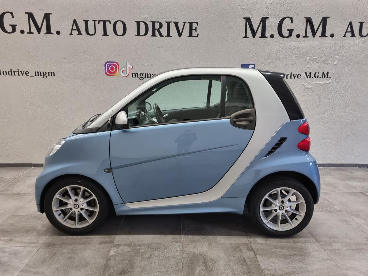 SMART ForTwo 1000 52 kW MHD coupé passion - 4