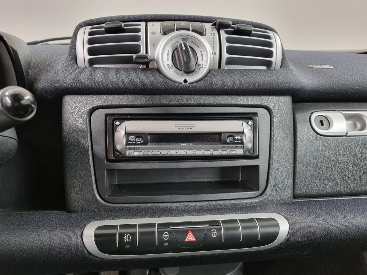 SMART ForTwo 1000 52 kW MHD coupé passion - 13