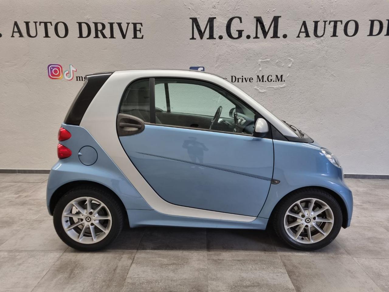 SMART ForTwo 1000 52 kW MHD coupé passion - 2