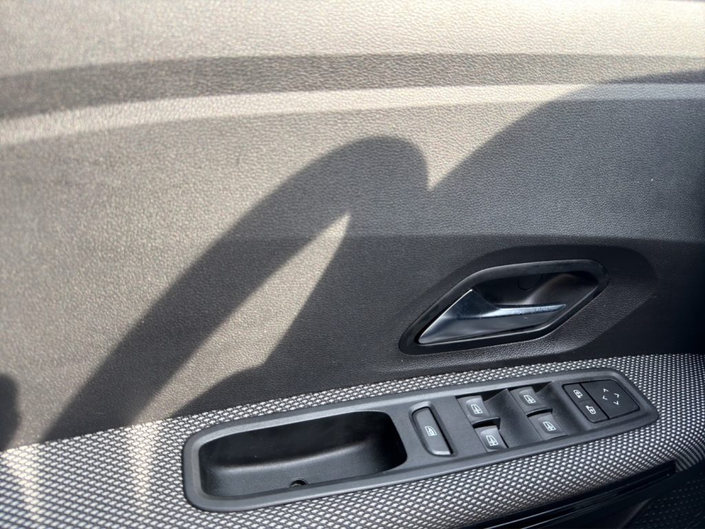 DACIA Jogger 1.0 TCe GPL 100 CV 5 posti Extreme Up - 12