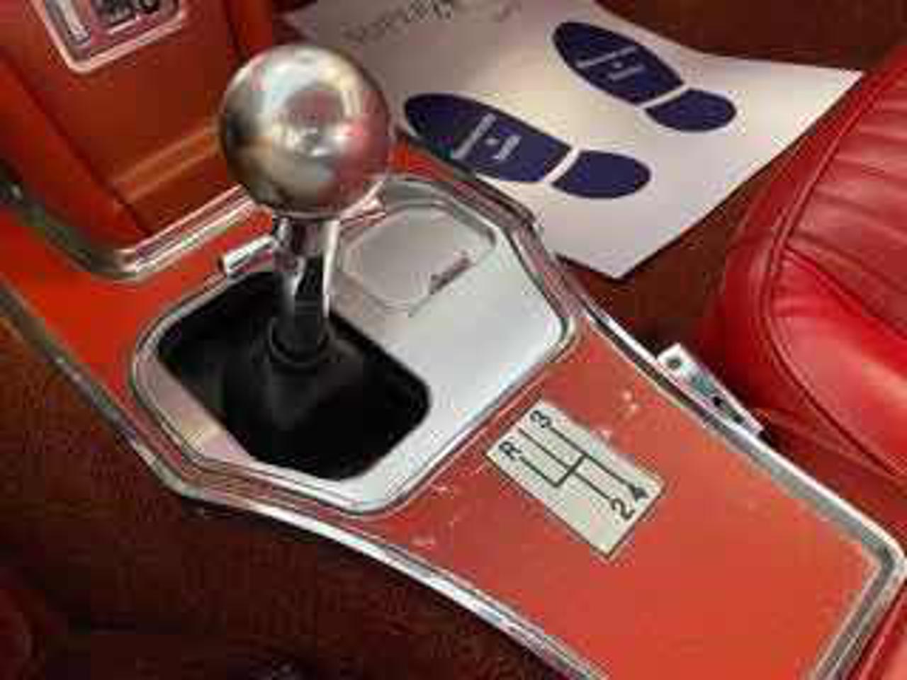 CORVETTE C2 STING RAY COUPE - 10