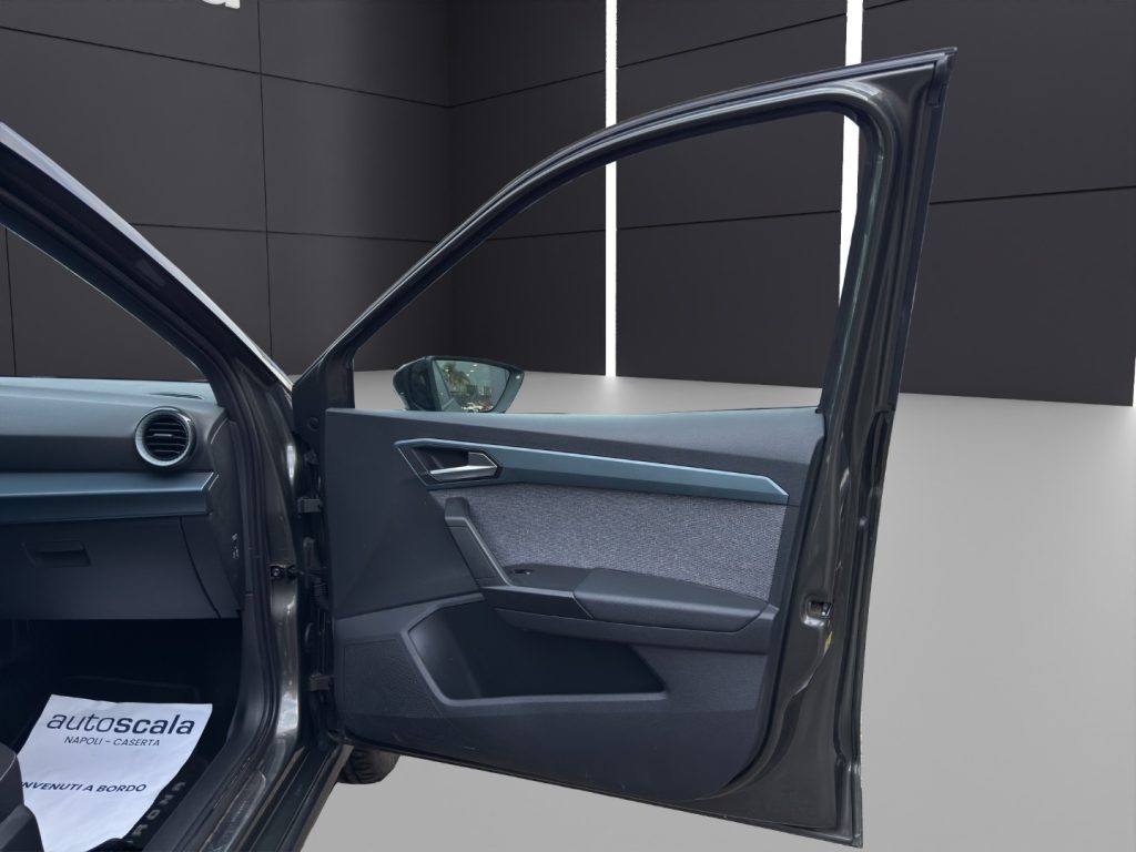 SEAT Arona 1.0 TGI XPERIENCE - 17