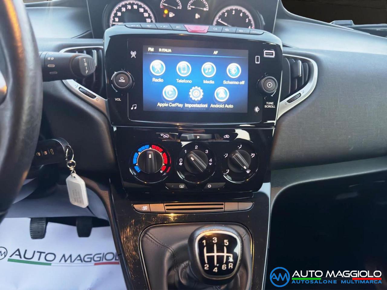 LANCIA Ypsilon 1.0 Hybrid 5 porte  Ecochic Gold PREZZO REALE - 16