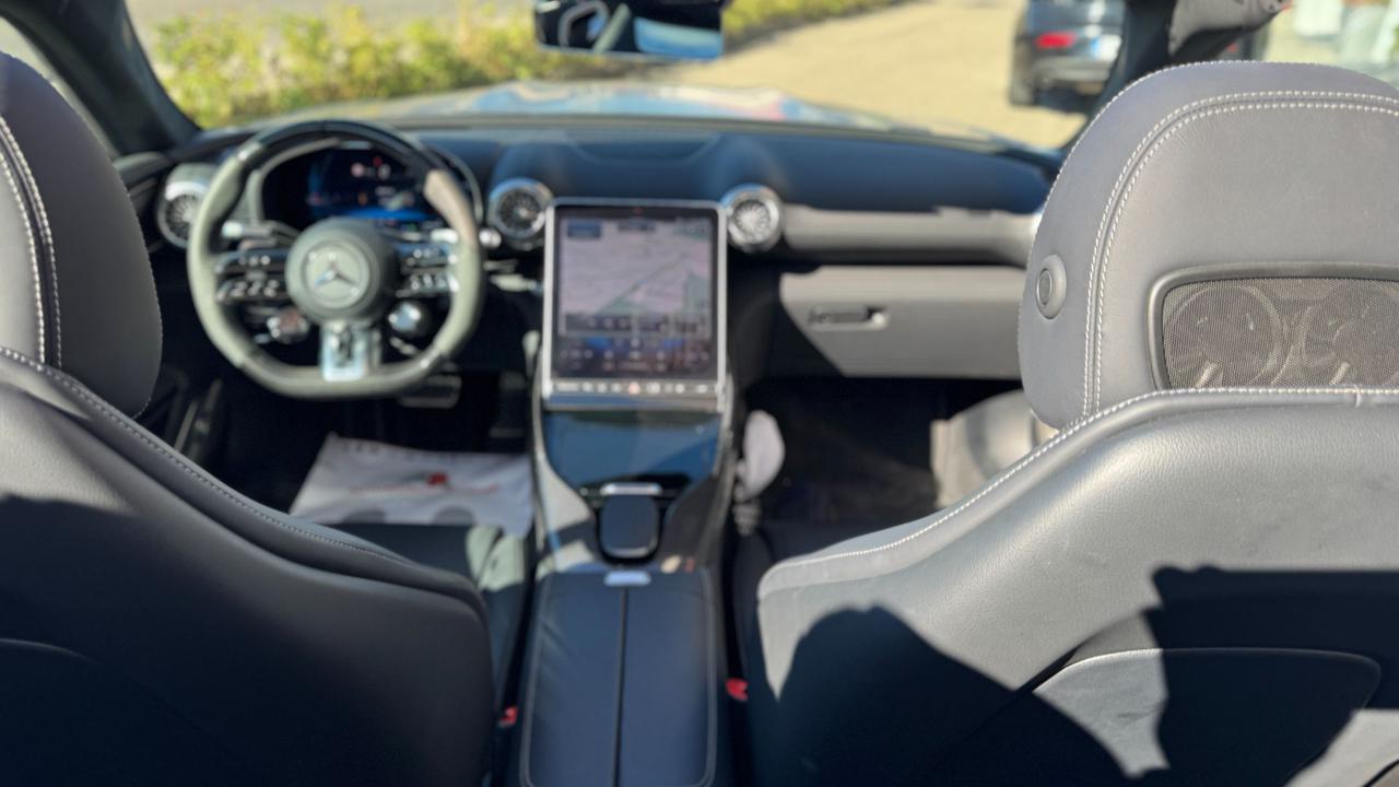 MERCEDES-BENZ SL 63 AMG 4Matic+ Premium Plus - 36