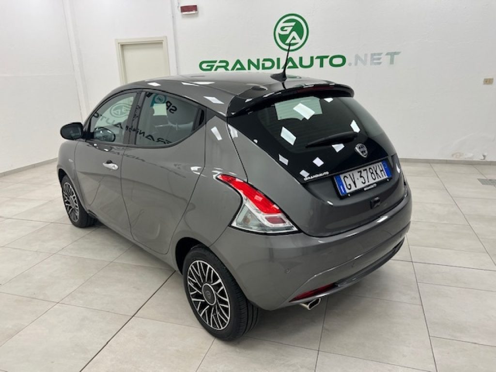 LANCIA Ypsilon III 2021 -  1.0 firefly hybrid Platino s&s 70cv - 3