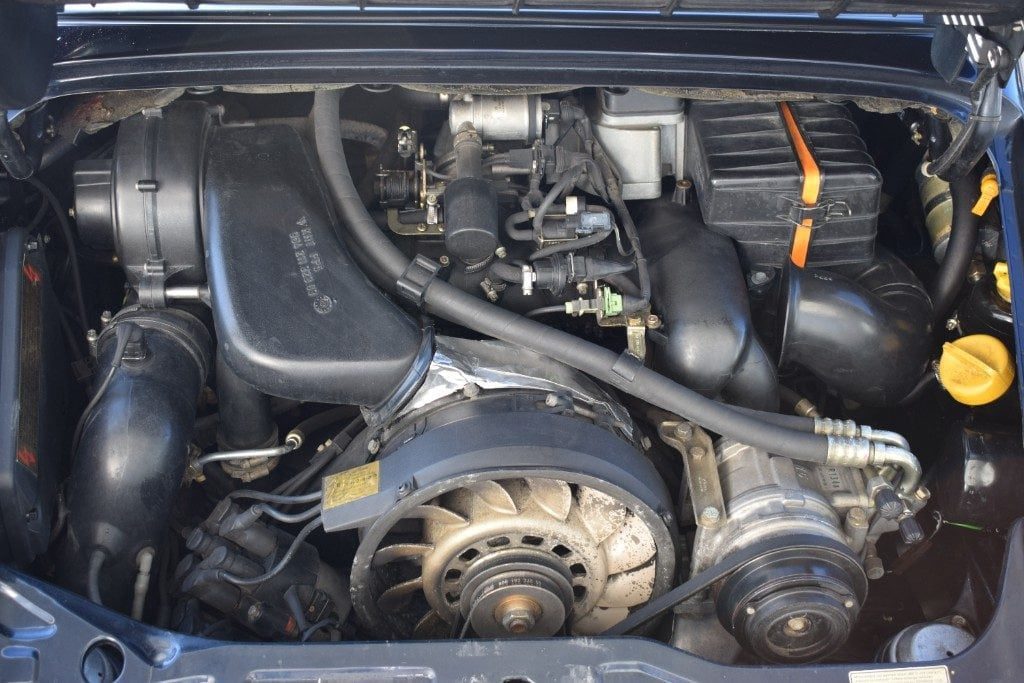 PORSCHE 911 CARRERA 4 TARGA - 15