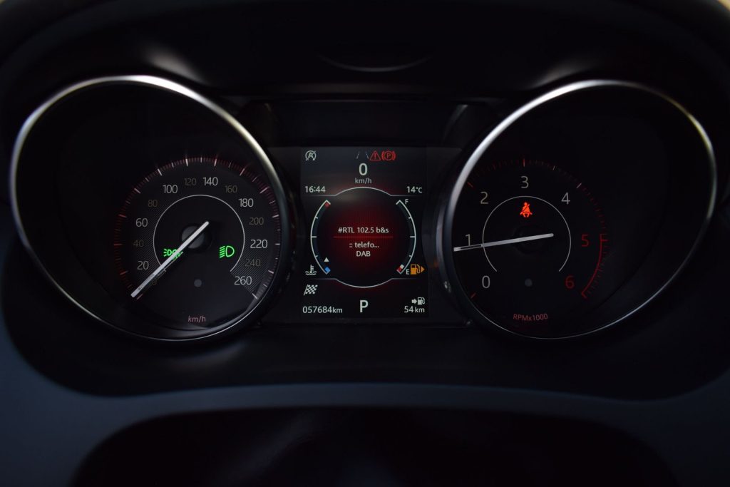 JAGUAR E-Pace E-Pace 2.0D 150 CV AWD R-Dynamic S - 13