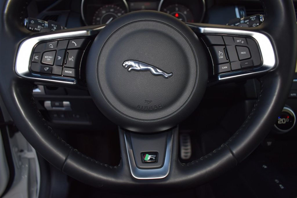 JAGUAR E-Pace E-Pace 2.0D 150 CV AWD R-Dynamic S - 14