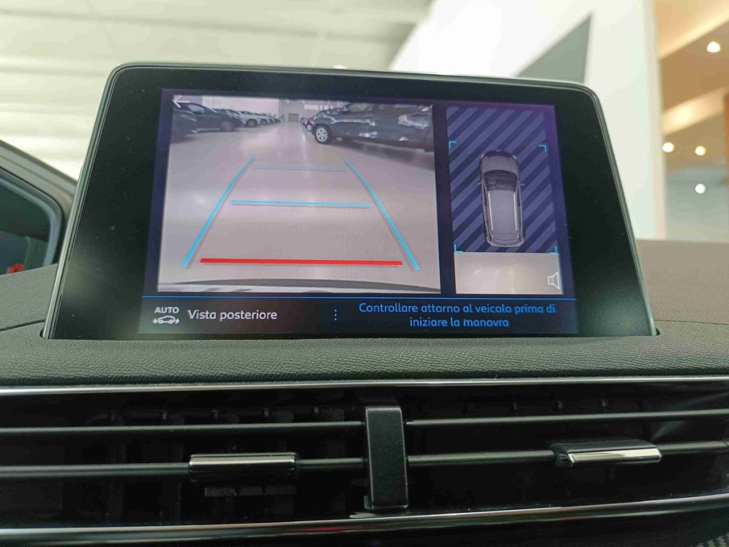 PEUGEOT 3008 BlueHDi 130 S&S Active Pack - 16