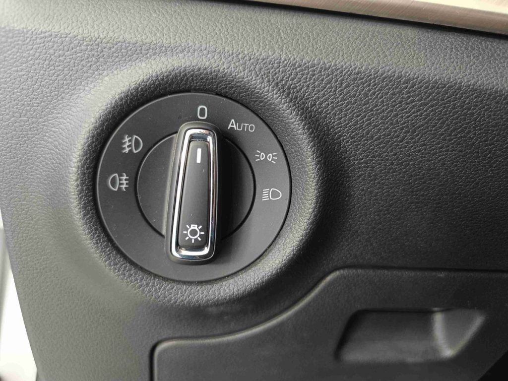 SKODA Kamiq 1.0 TSI 110 CV Style - 19