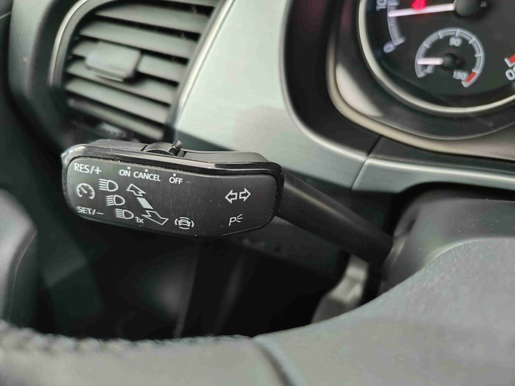 SKODA Fabia 1.0 MPI 60 CV Twin Color Argento - 20