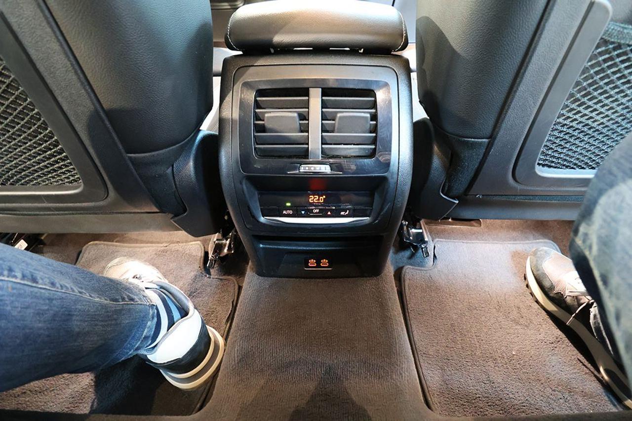 BMW X3 sDrive18d 48V Business Advantage - 31